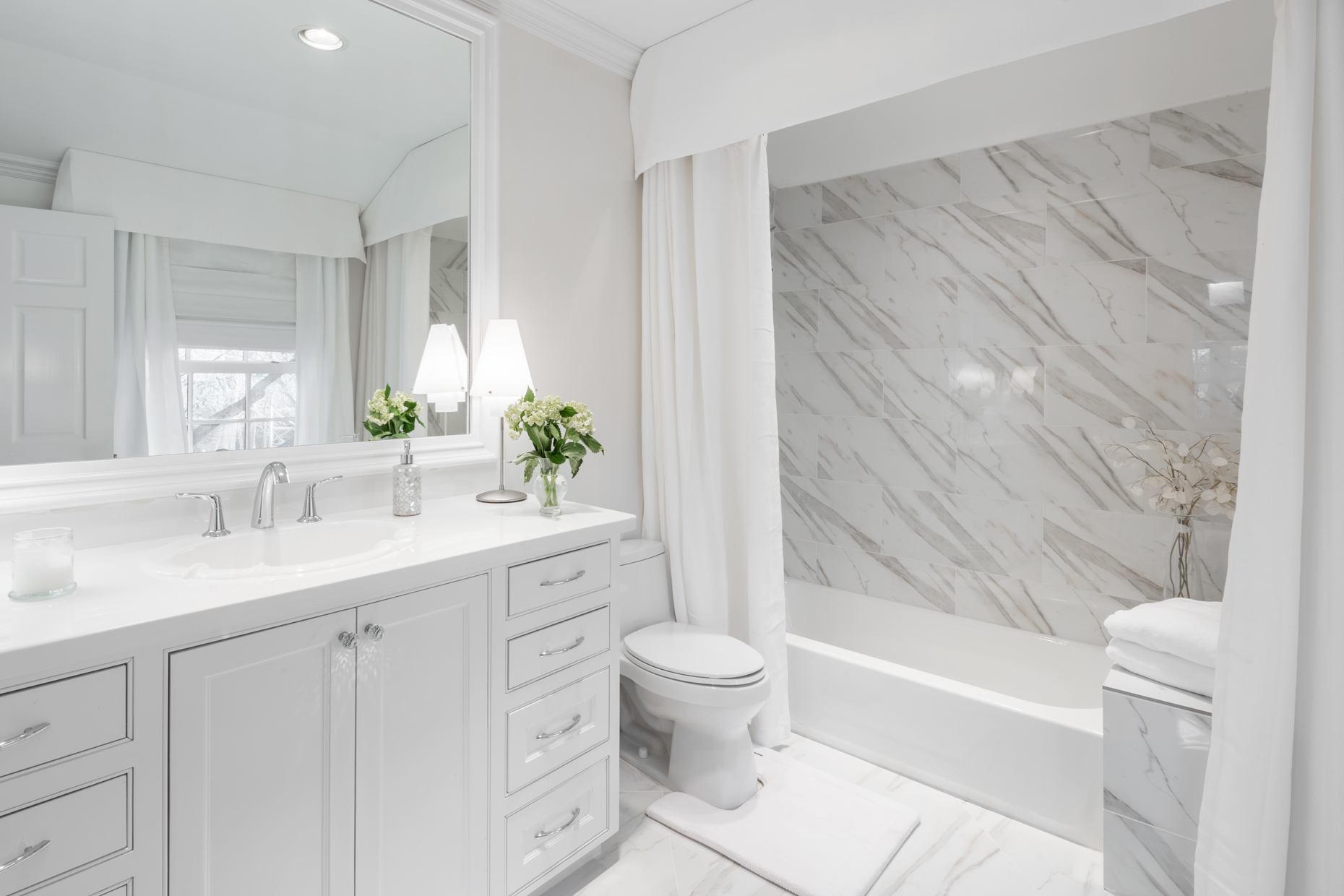 Residential interiors by Dallas architectural photographer Kevin Brown