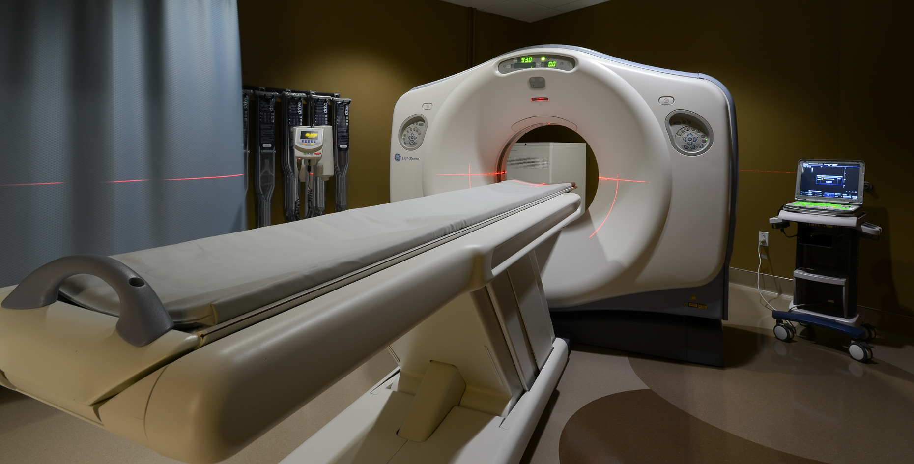 CT Scan photography by healthcare photographer Kevin Brown