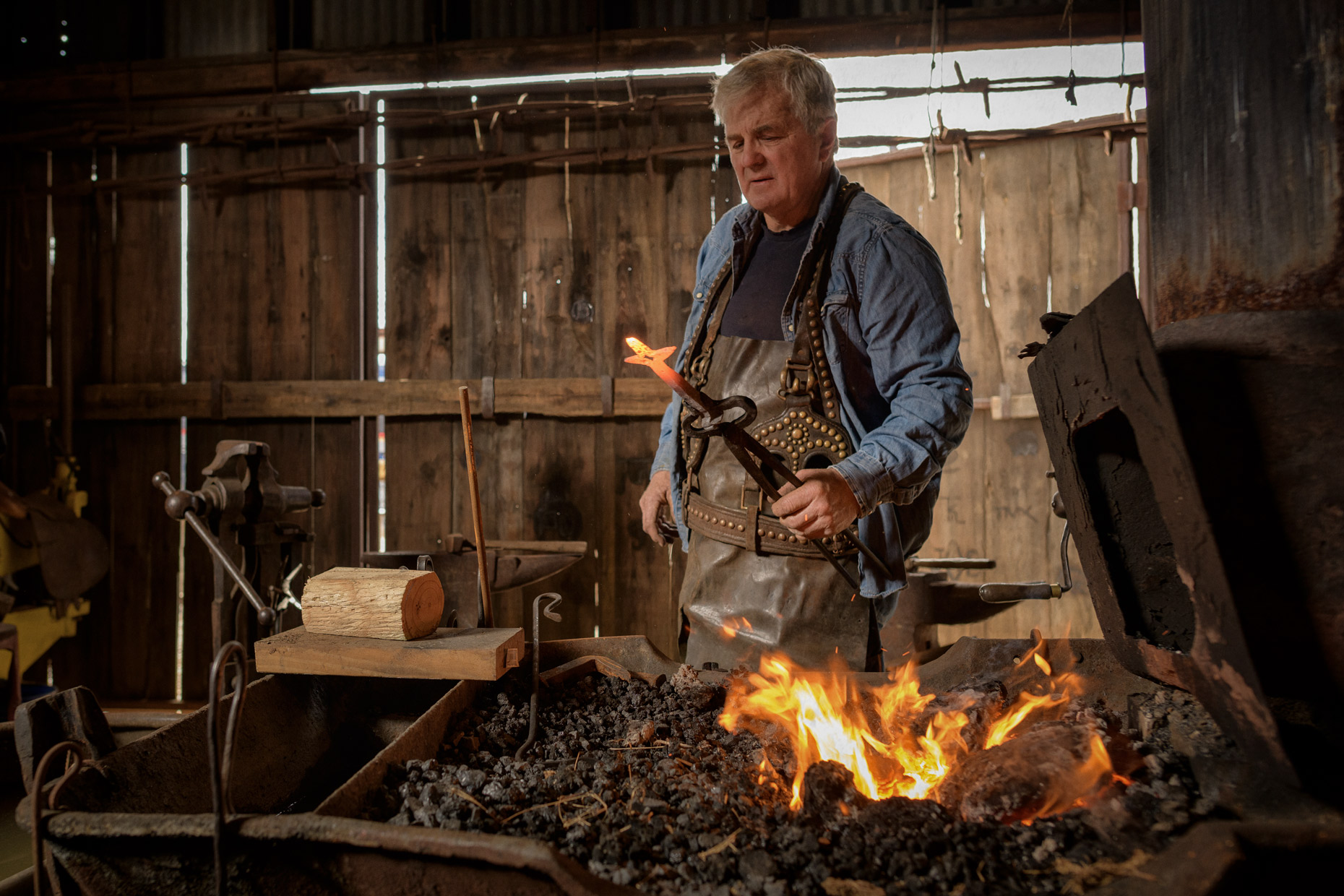 Grapevine, TX blacksmith by Dallas editorial photographer Kevin Brown