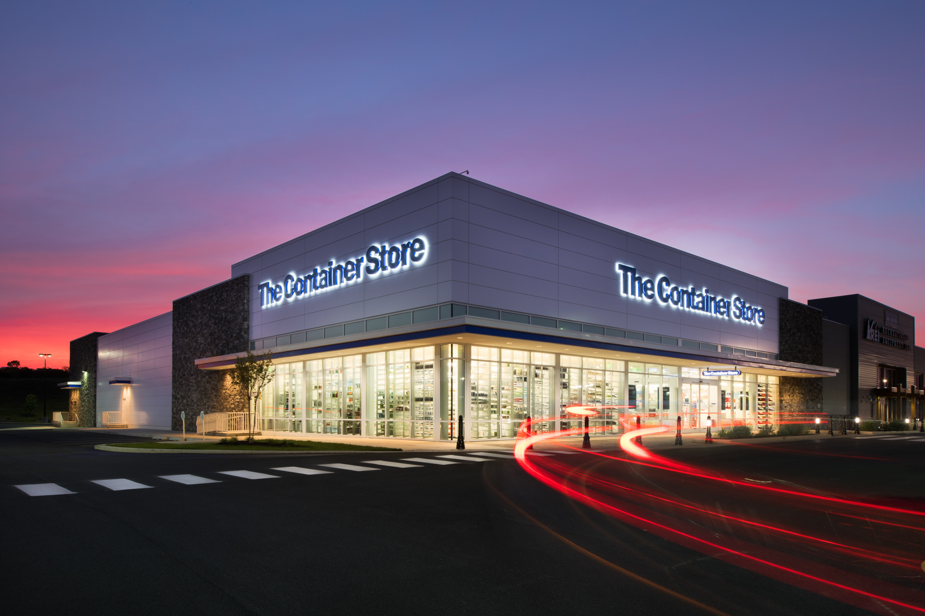 The Container Store, in Newark, Delaware by Dallas architectural photographer Kevin Brown