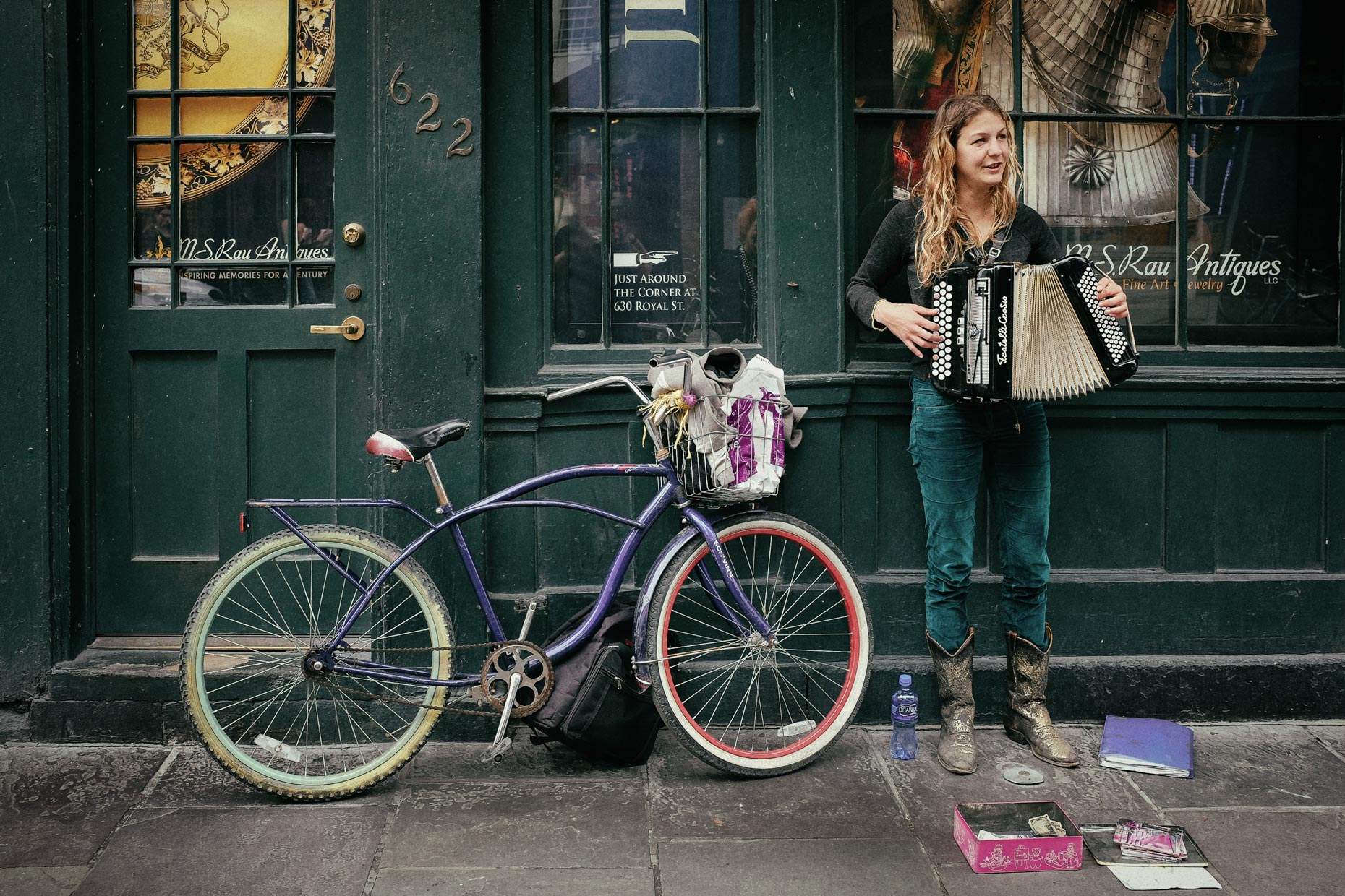 Street musician in New Orleans by photographer Kevin Brown