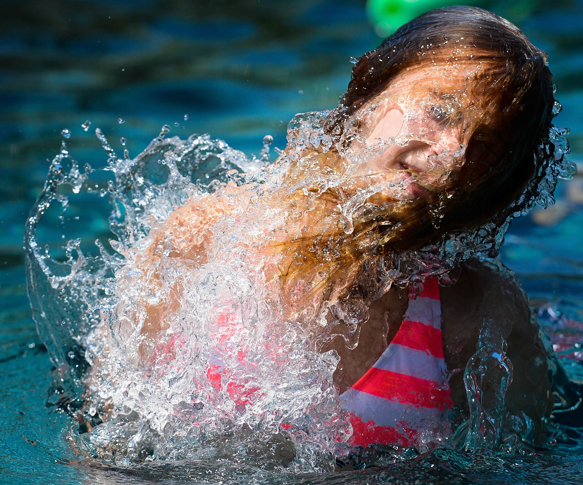 Lifestyle Photographer Kevin Brown photo of girl in water.